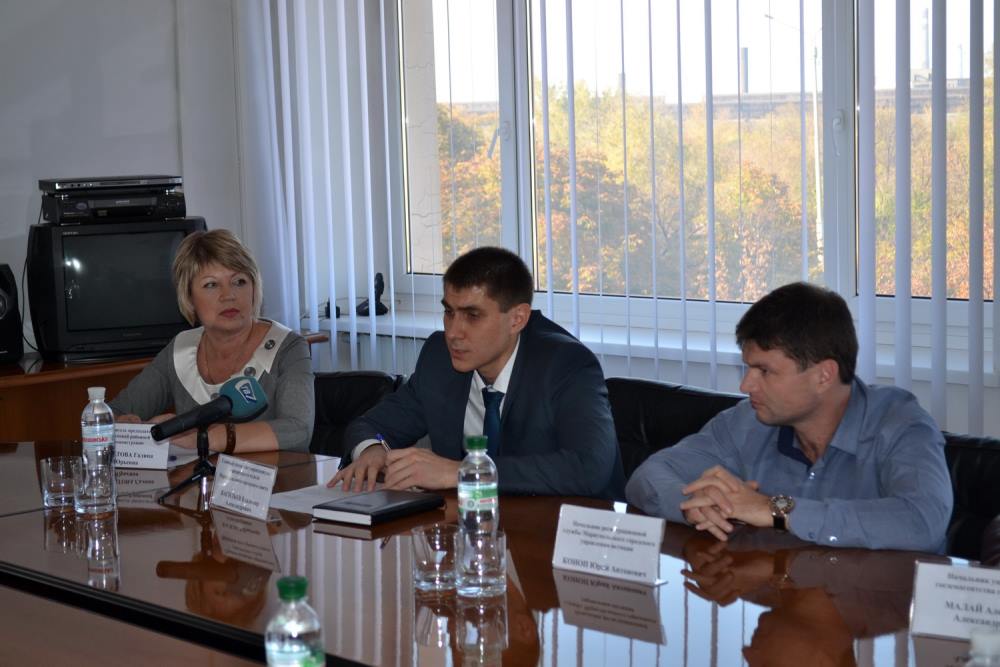 СПЕЦИАЛИСТЫ ОБСУДИЛИ ИНТЕРЕСЫ ЖИТЕЛЕЙ УЛИЦЫ САВЧУКА